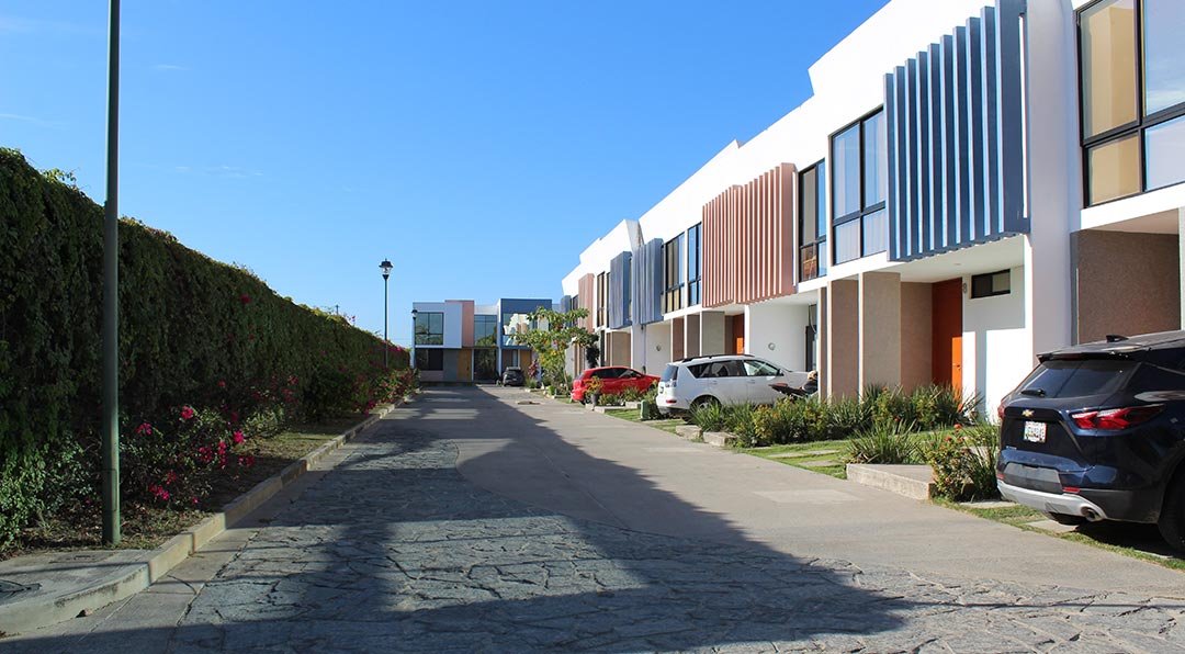 casa nueva en coto vallarta